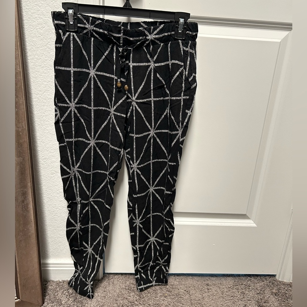 Capri pants